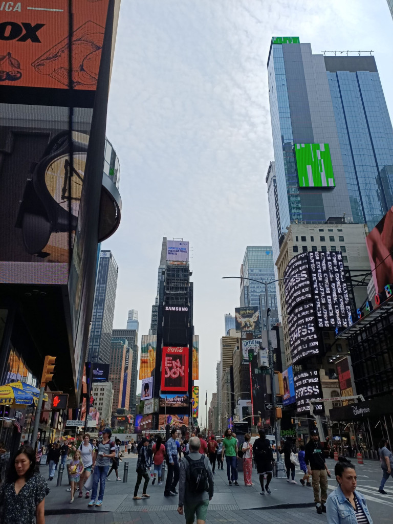 Times Square di giorno 1